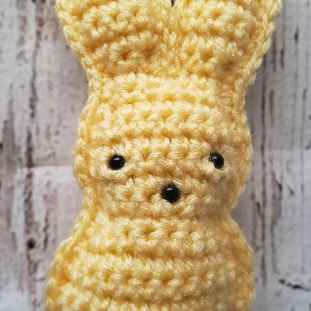 Yellow crochet Easter Peep